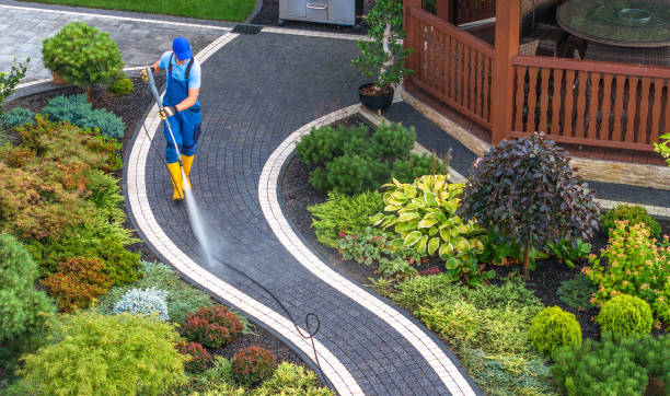 Best Pressure Washing Brick  in Newmanstown, PA